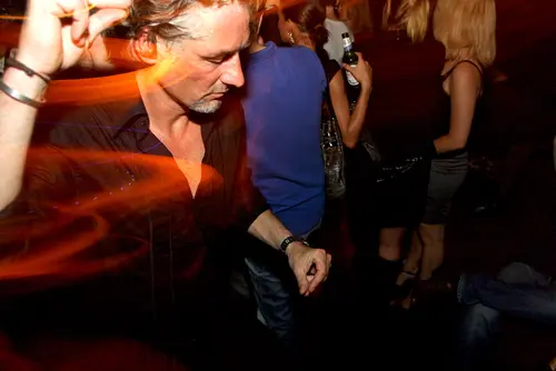 Foto 12 aus Clubbing & Bar Tausend (2010) – Menschen