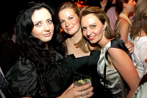 Foto 22 aus Clubbing & Bar Tausend (2010) – Menschen