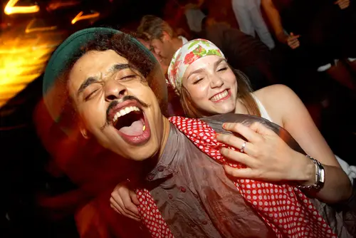 Foto 44 aus Clubbing & Bar Tausend (2010) – Menschen