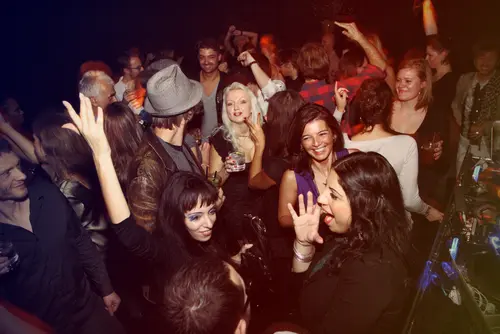 Foto 68 aus Clubbing & Bar Tausend (2010) – Menschen