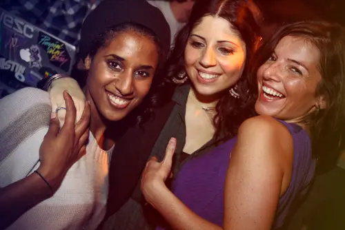Foto 83 aus Clubbing & Bar Tausend (2010) – Menschen
