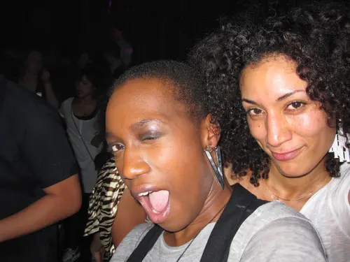 Foto 34 aus Clubbing & Bar Tausend (2010)