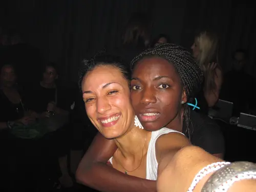 Foto 40 aus Clubbing & Bar Tausend (2010)