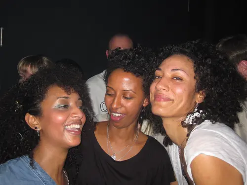 Foto 45 aus Clubbing & Bar Tausend (2010)