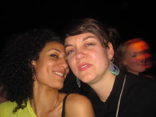 Foto 52 aus Clubbing & Bar Tausend (2010)