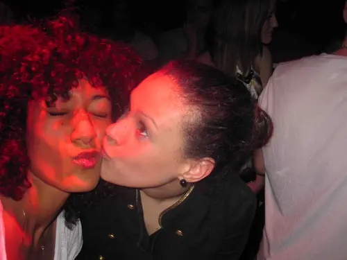 Foto 83 aus Clubbing & Bar Tausend (2010)